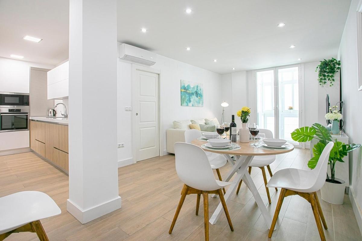-Malagasunapts-Citycentre Private Patio Bagian luar foto
